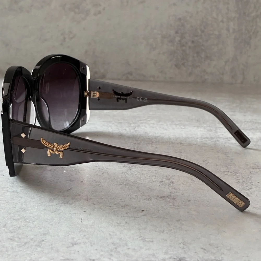 MCM Oversized Butterfly Sunglasses MW0005 05B Black Gold Italy NWOT w/ Pouch